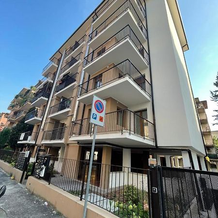La Maison De Nini Lägenhet Verona Exteriör bild