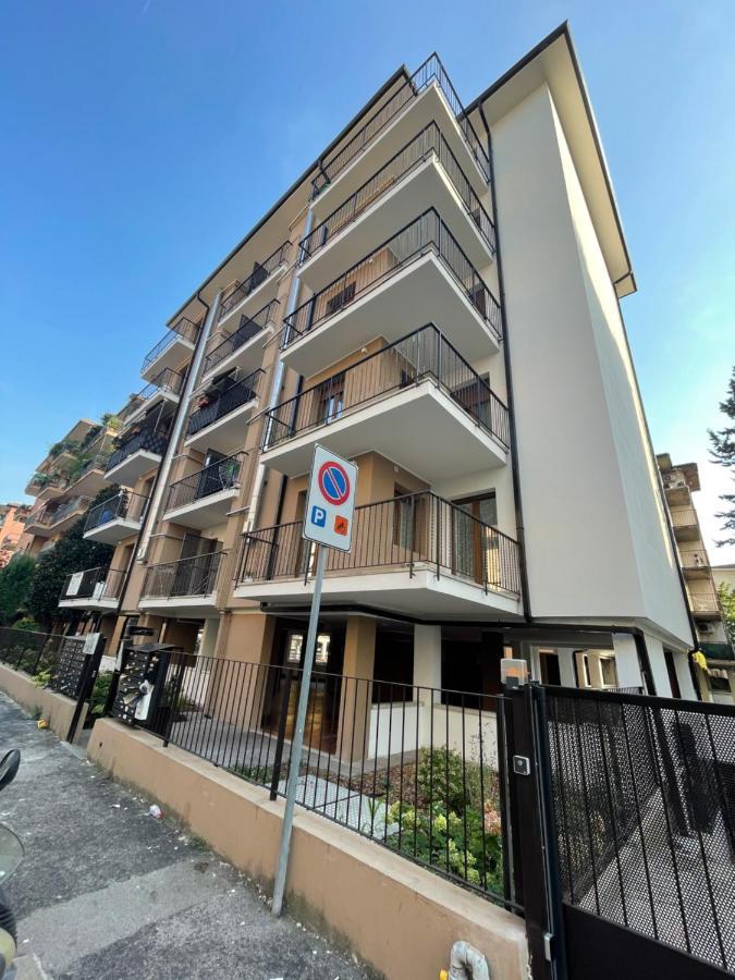 La Maison De Nini Lägenhet Verona Exteriör bild